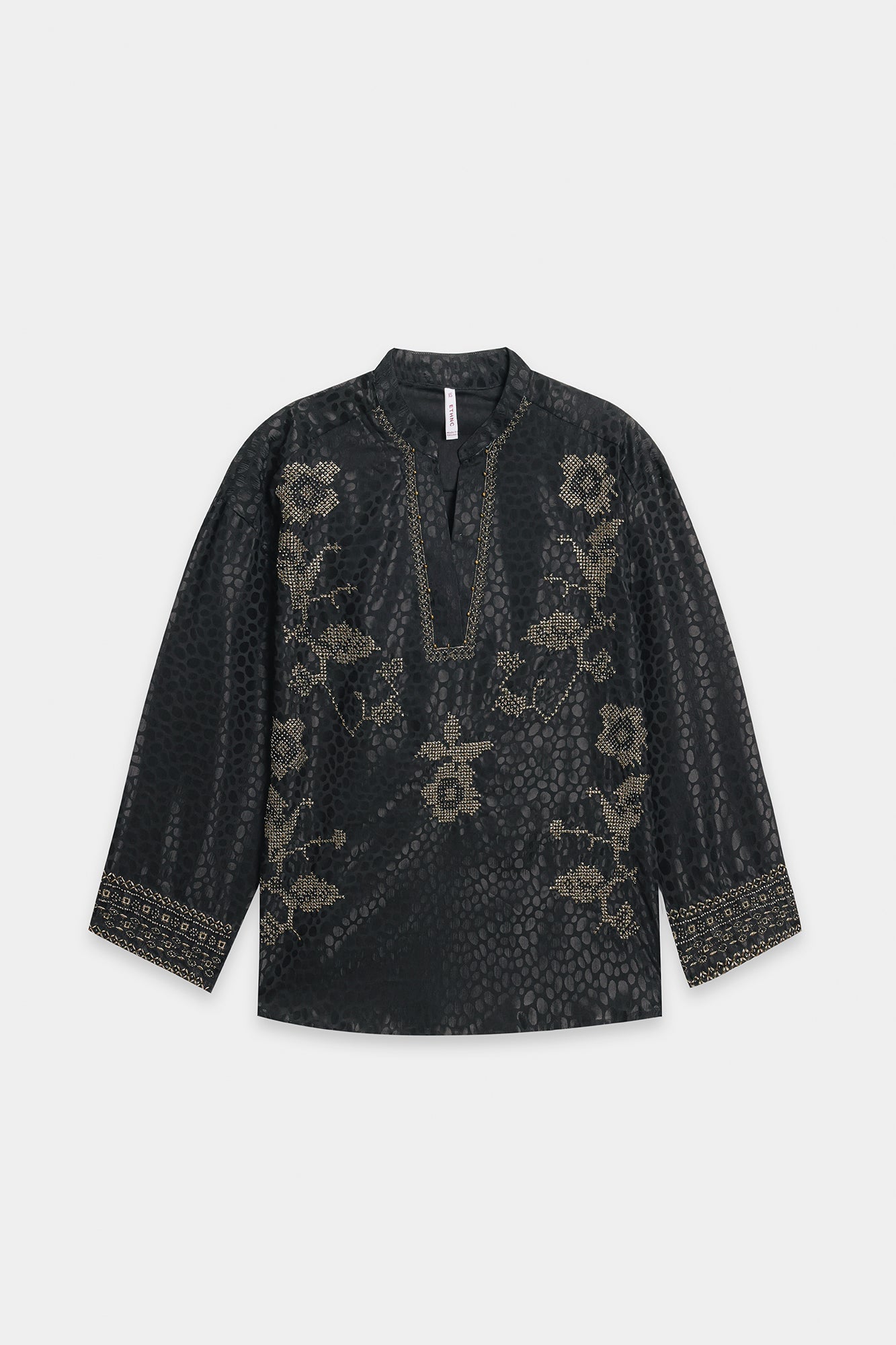 EMBROIDERED TOP (E0618/119/902)