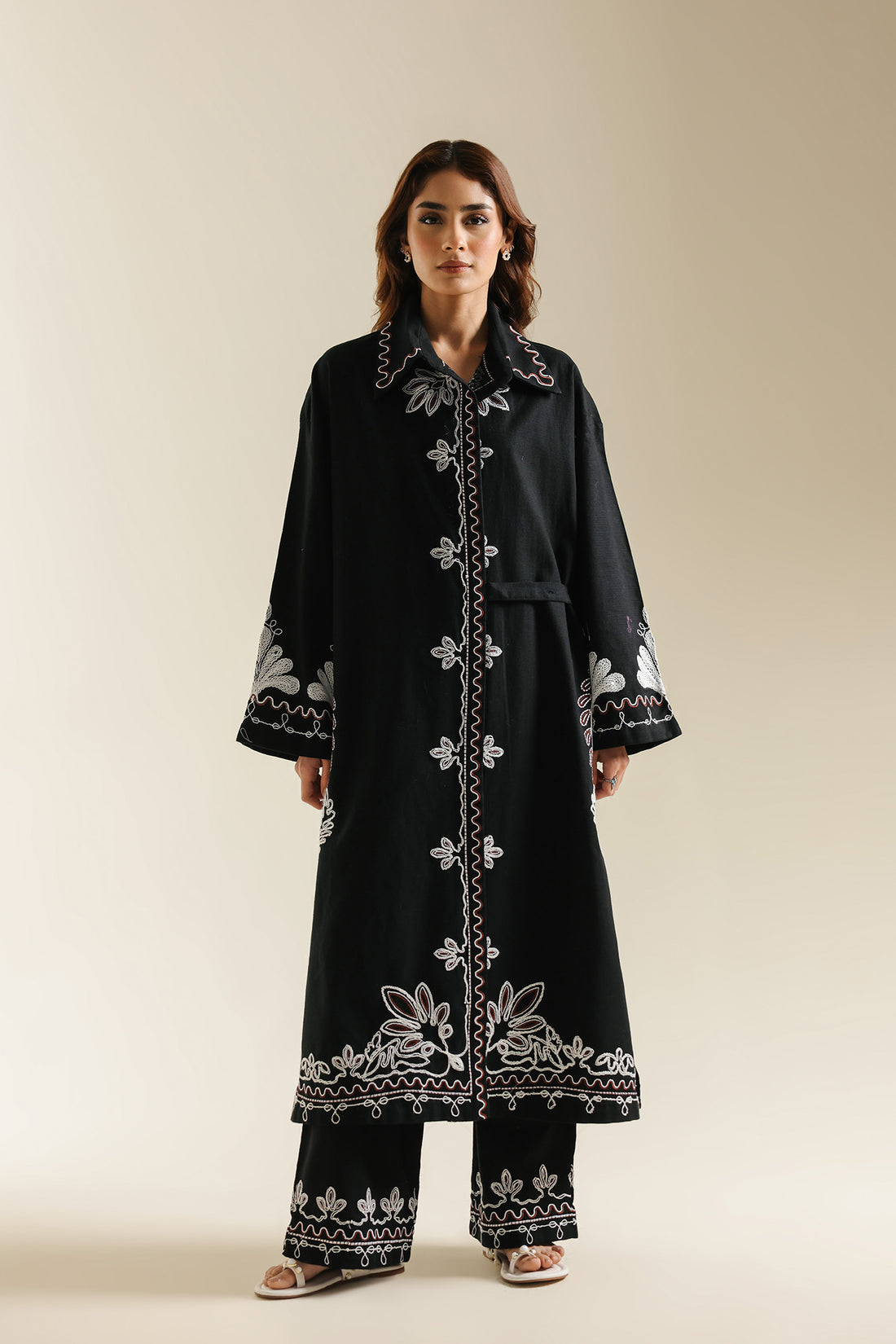 EMBROIDERED SUIT (E0647/119/902)