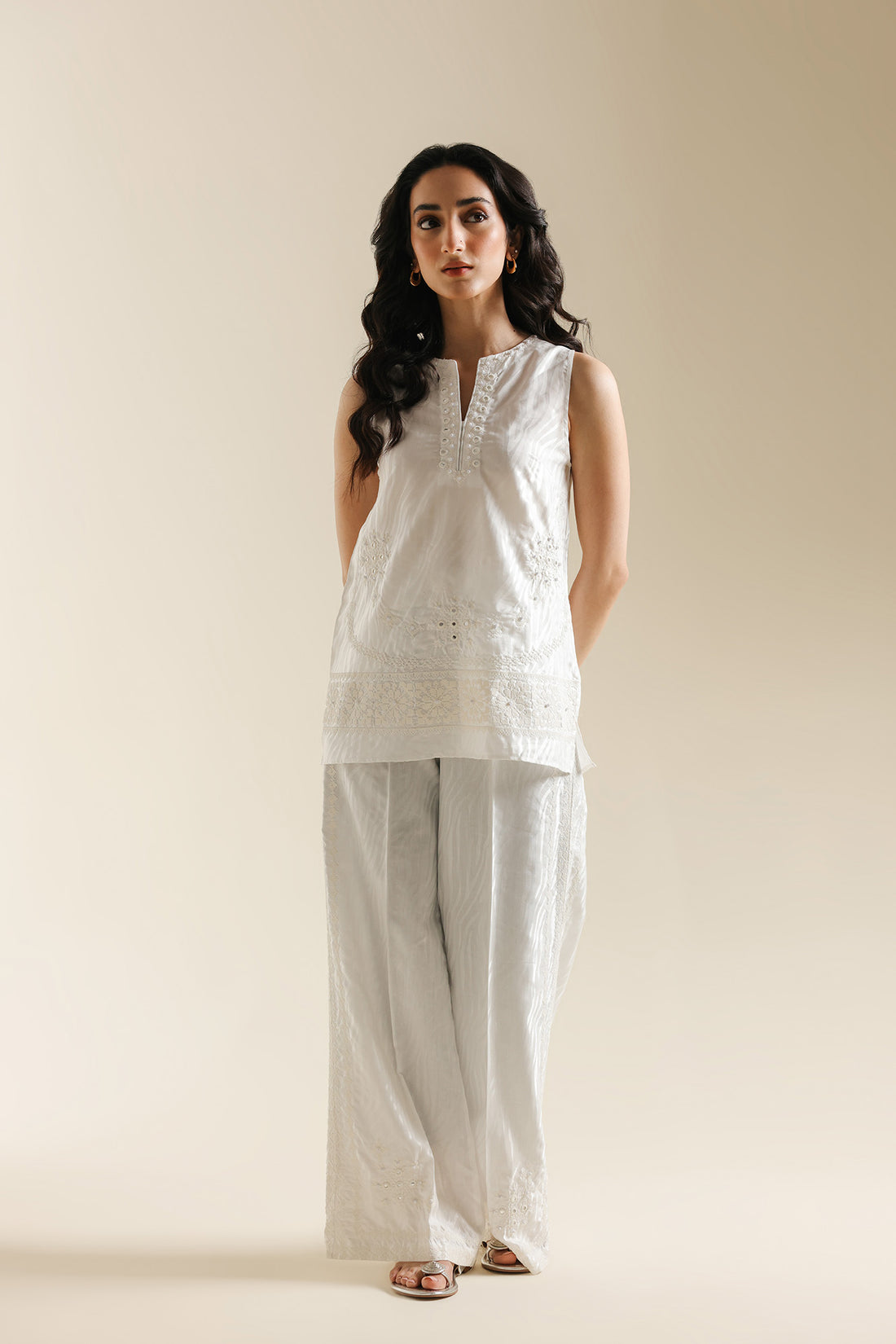 EMBROIDERED SUIT (E0727/119/001)