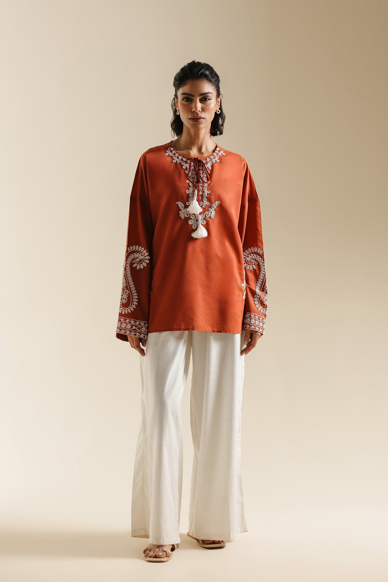EMBROIDERED KURTI (E0733/119/204)