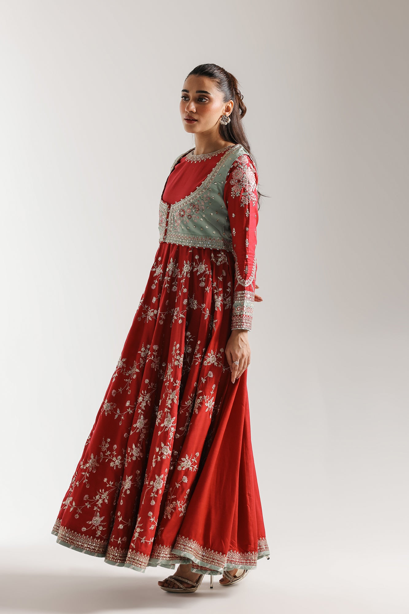 EMBROIDERED DRESS (E0954/104/808)