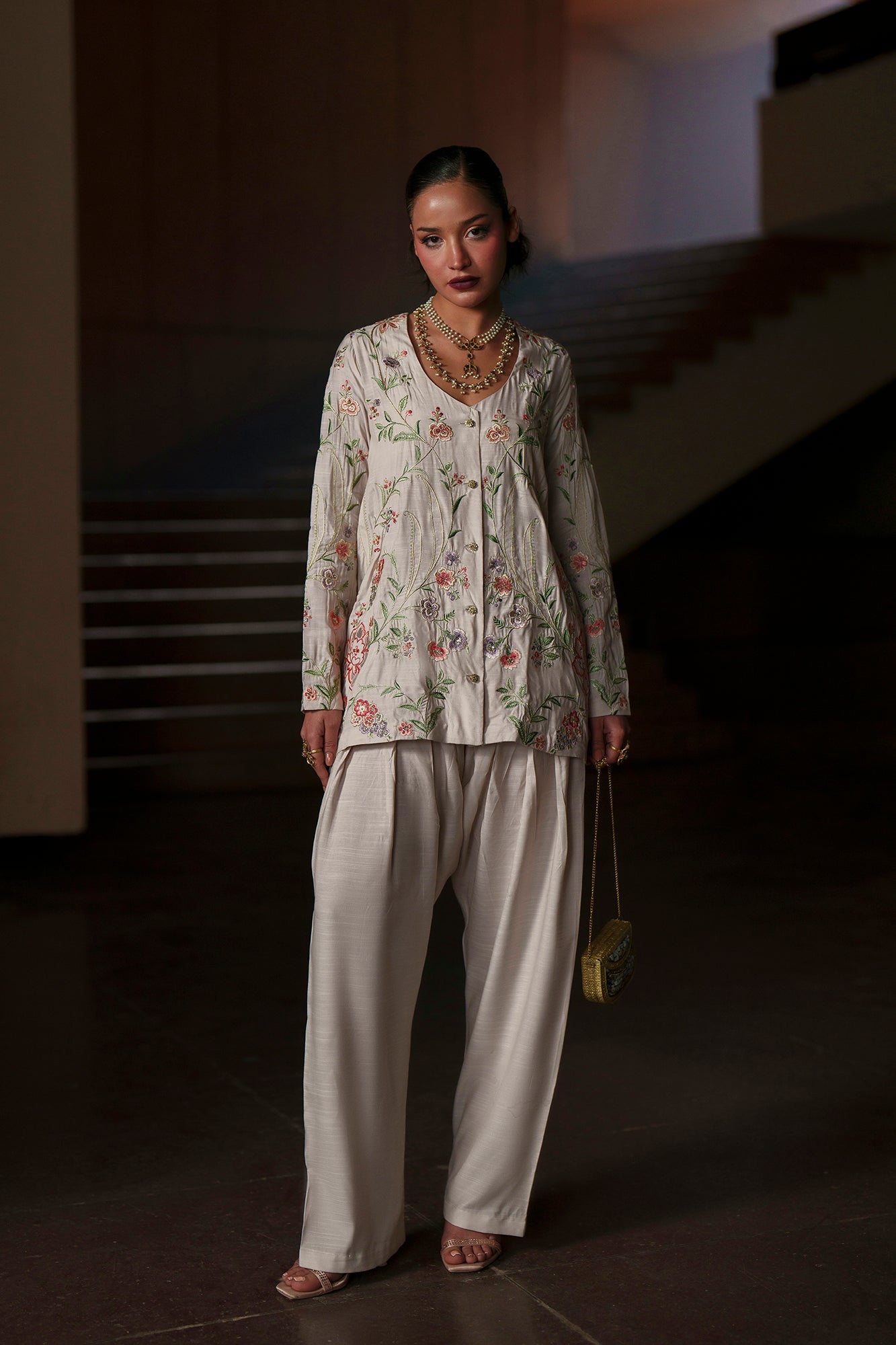 EMBROIDERED SUIT (E1016/104/004)