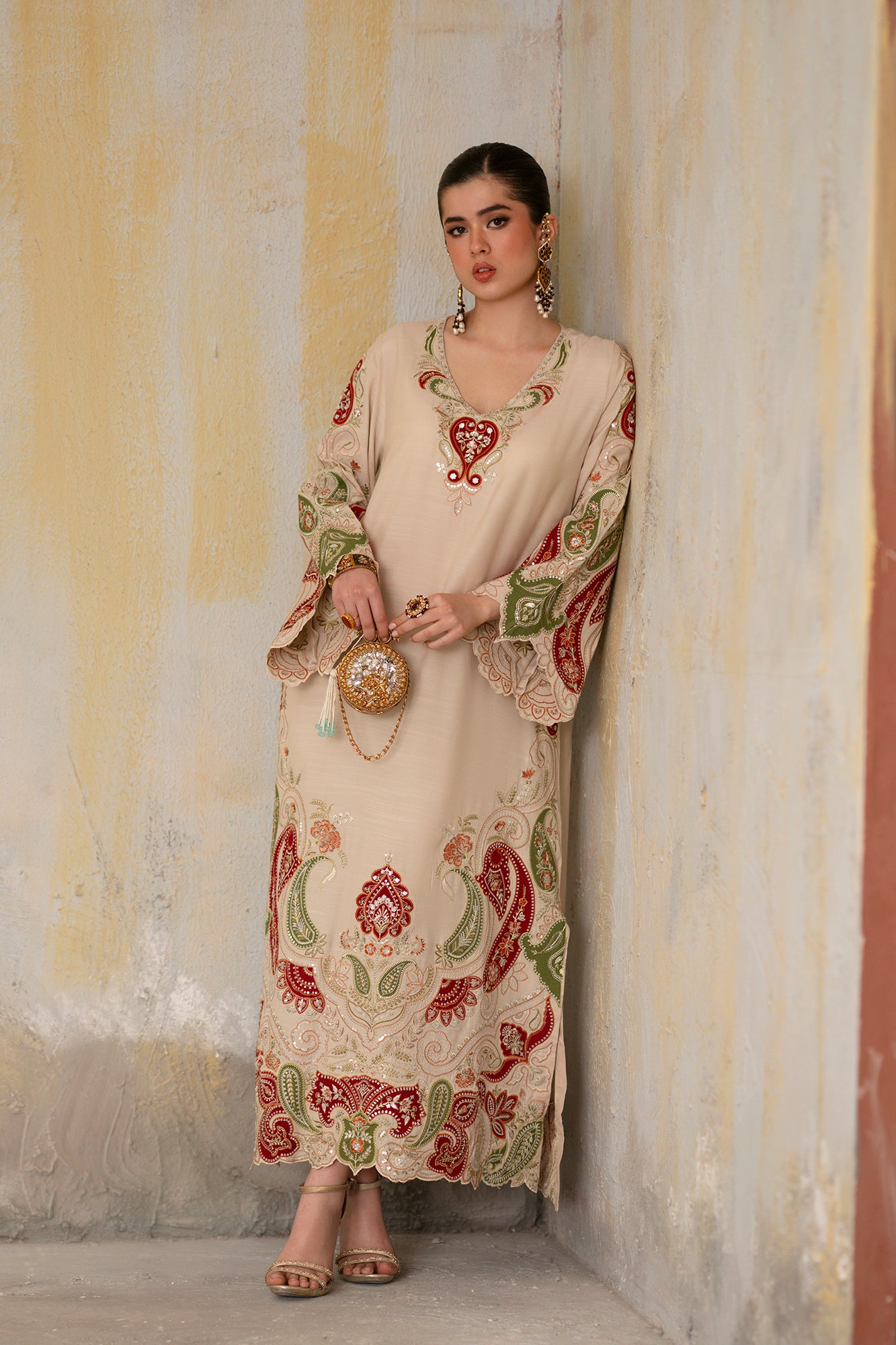 EMBROIDERED KAFTAN (E1054/104/006)