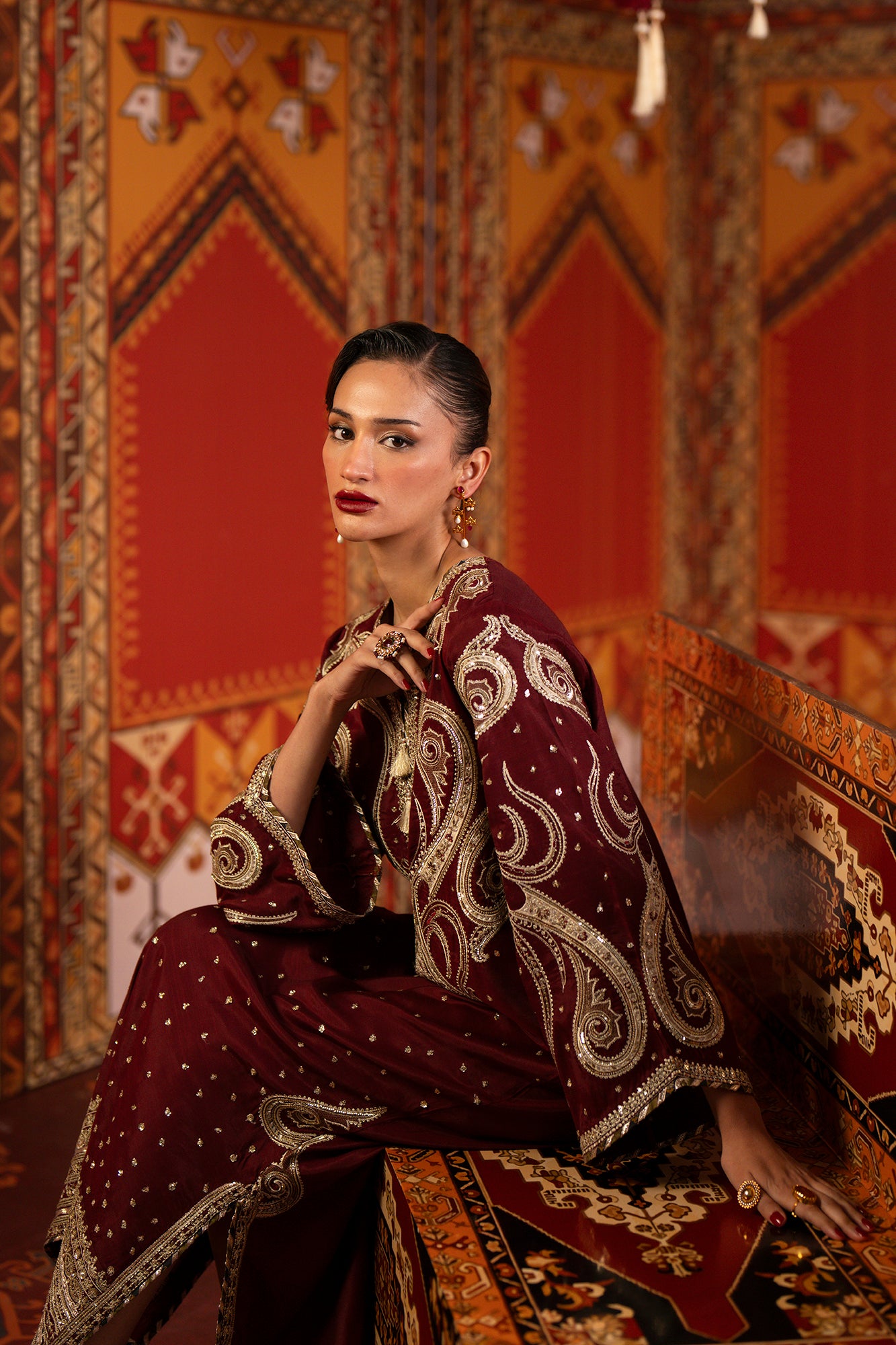 EMBROIDERED KAFTAN (E1069/104/415)