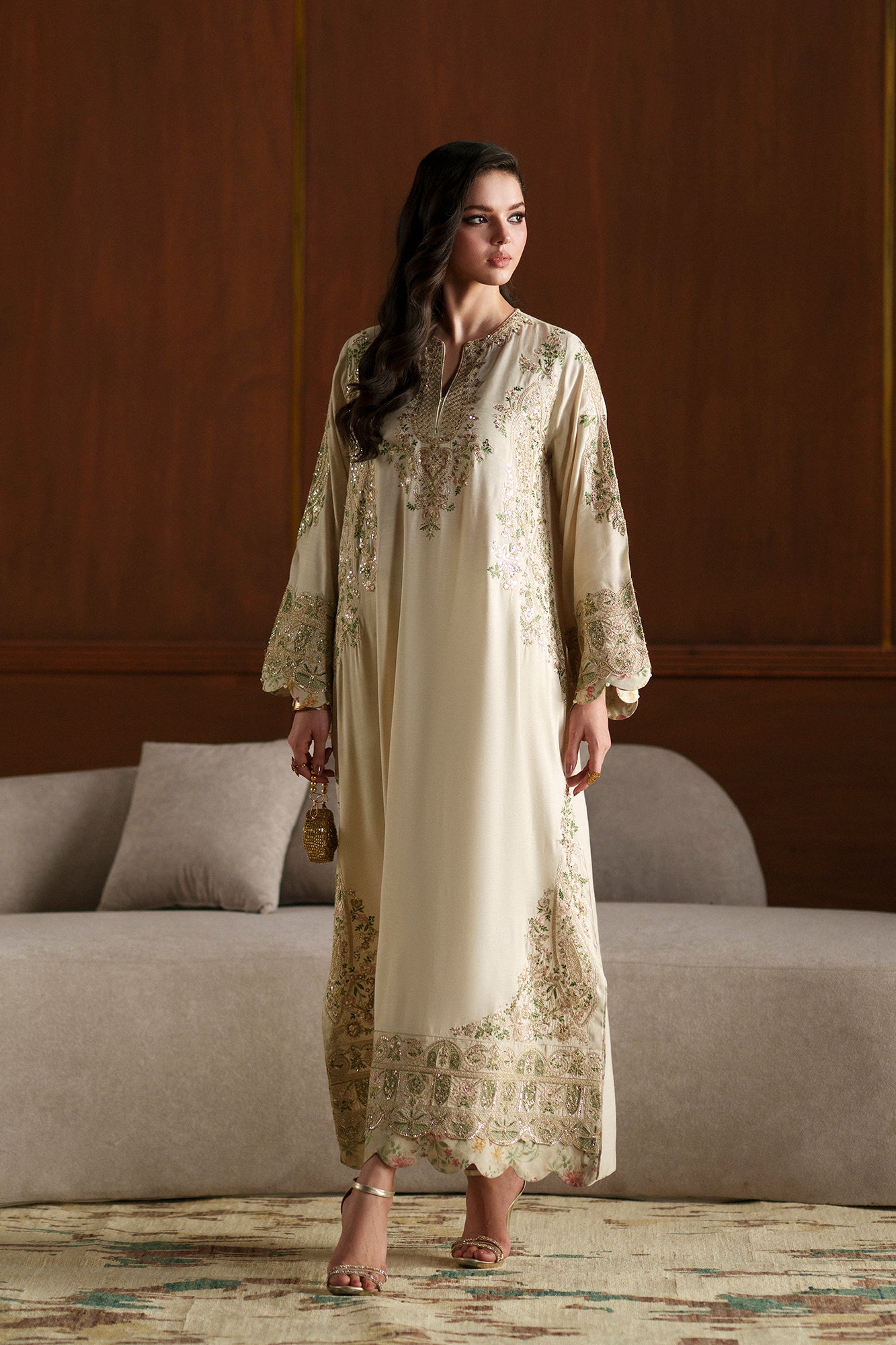 EMBROIDERED KAFTAN (E1112/104/006)