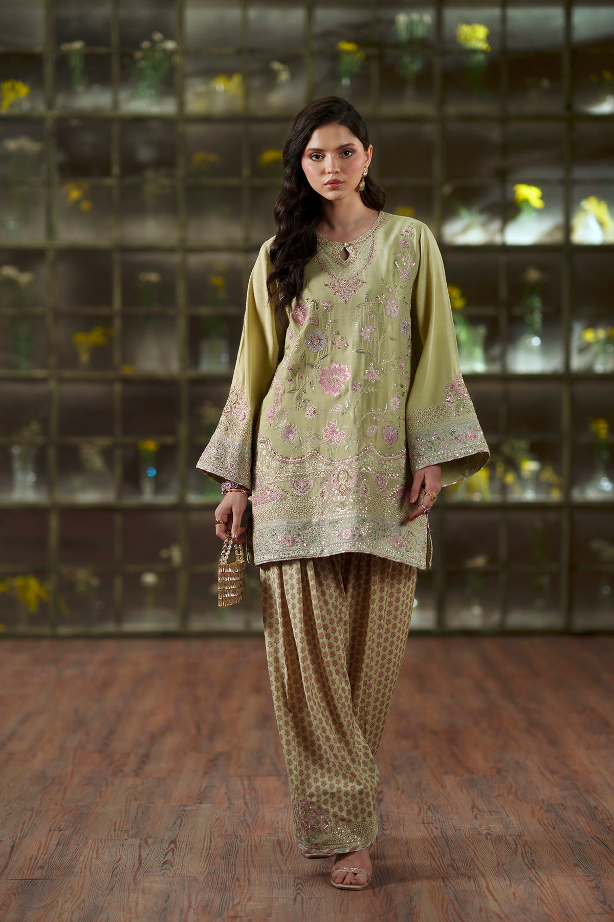 EMBROIDERED SUIT (E1125/104/130)