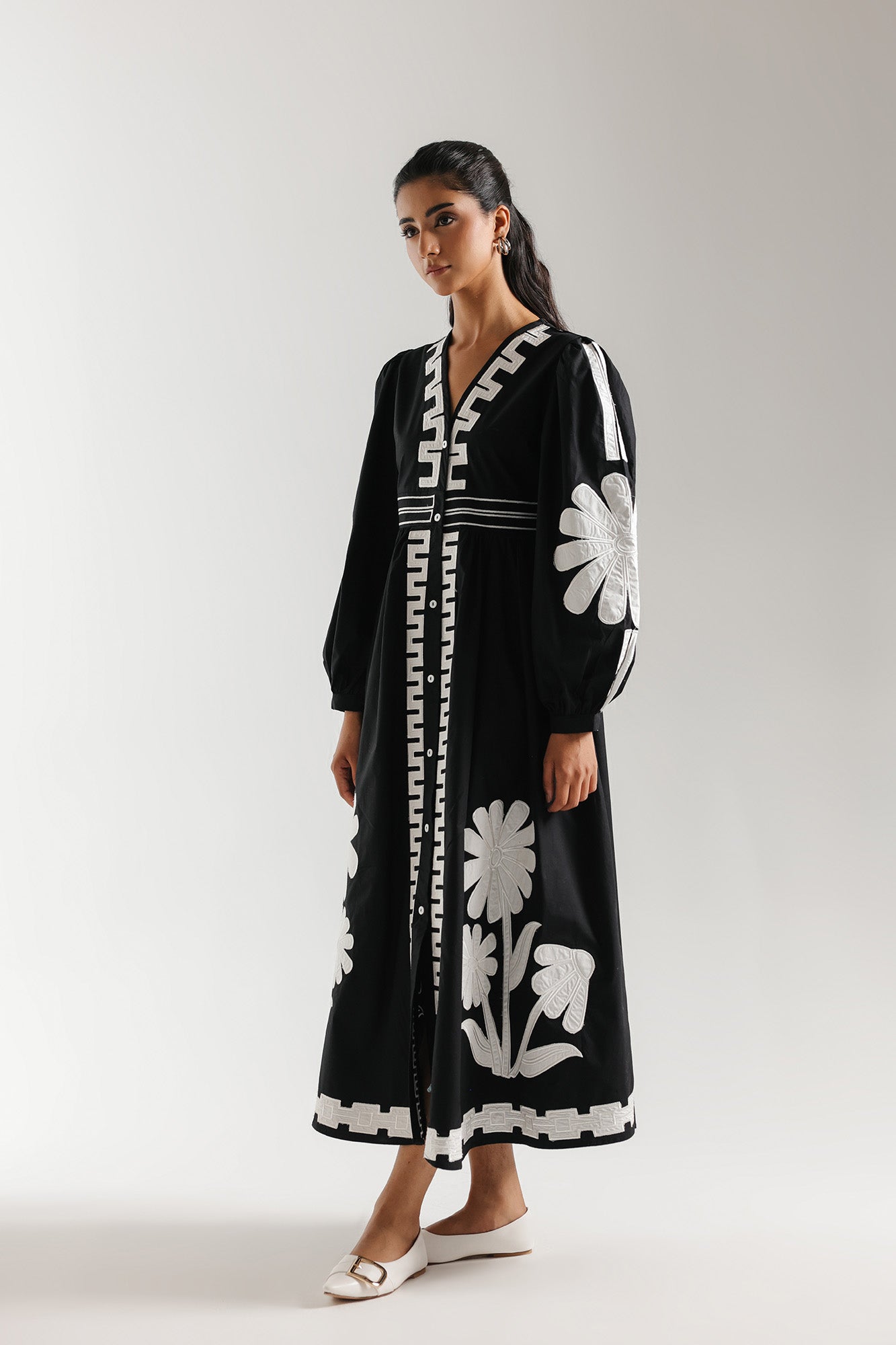 DRESS (E3075/108/901)