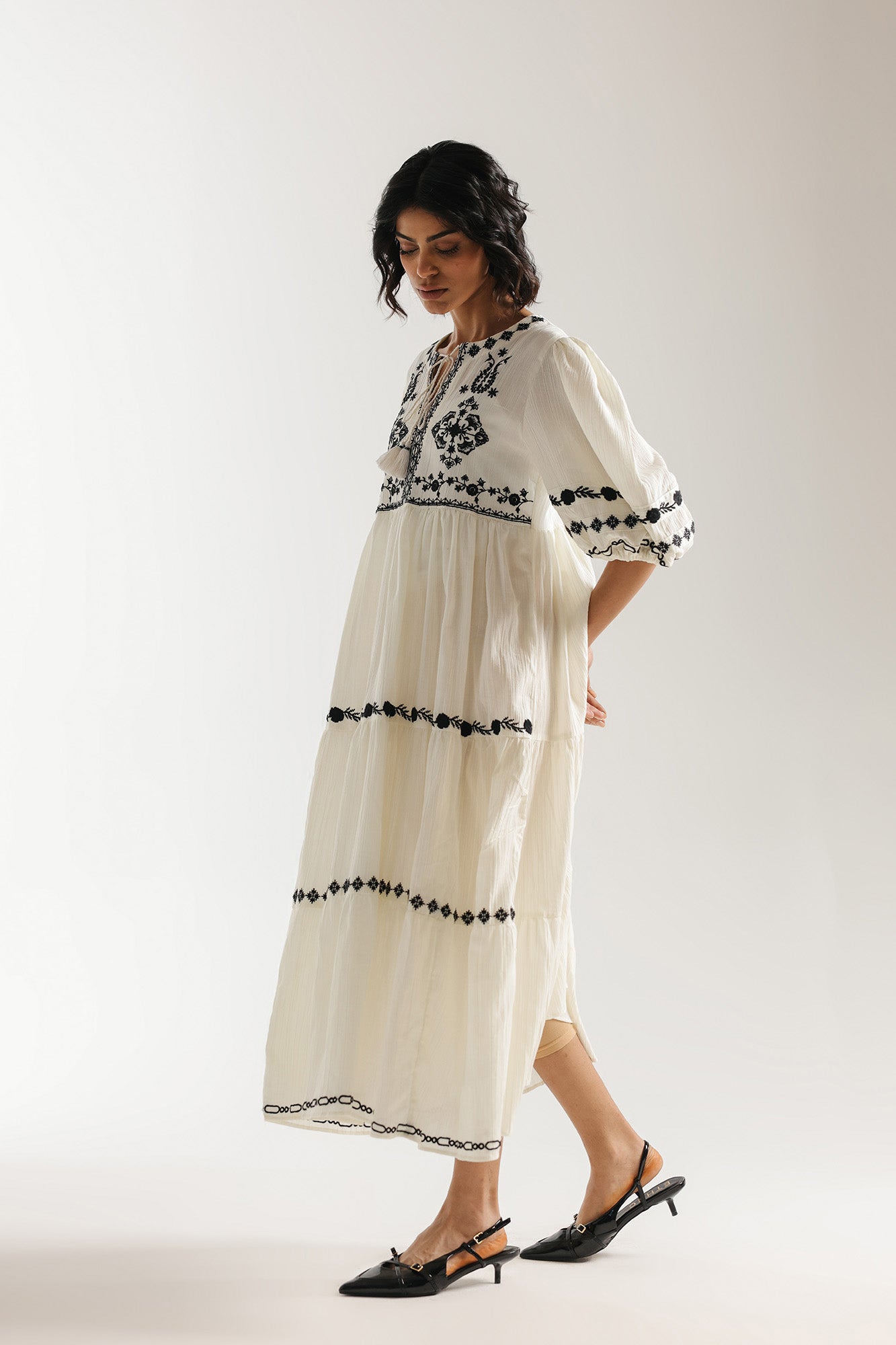 DRESS (E3082/108/002)