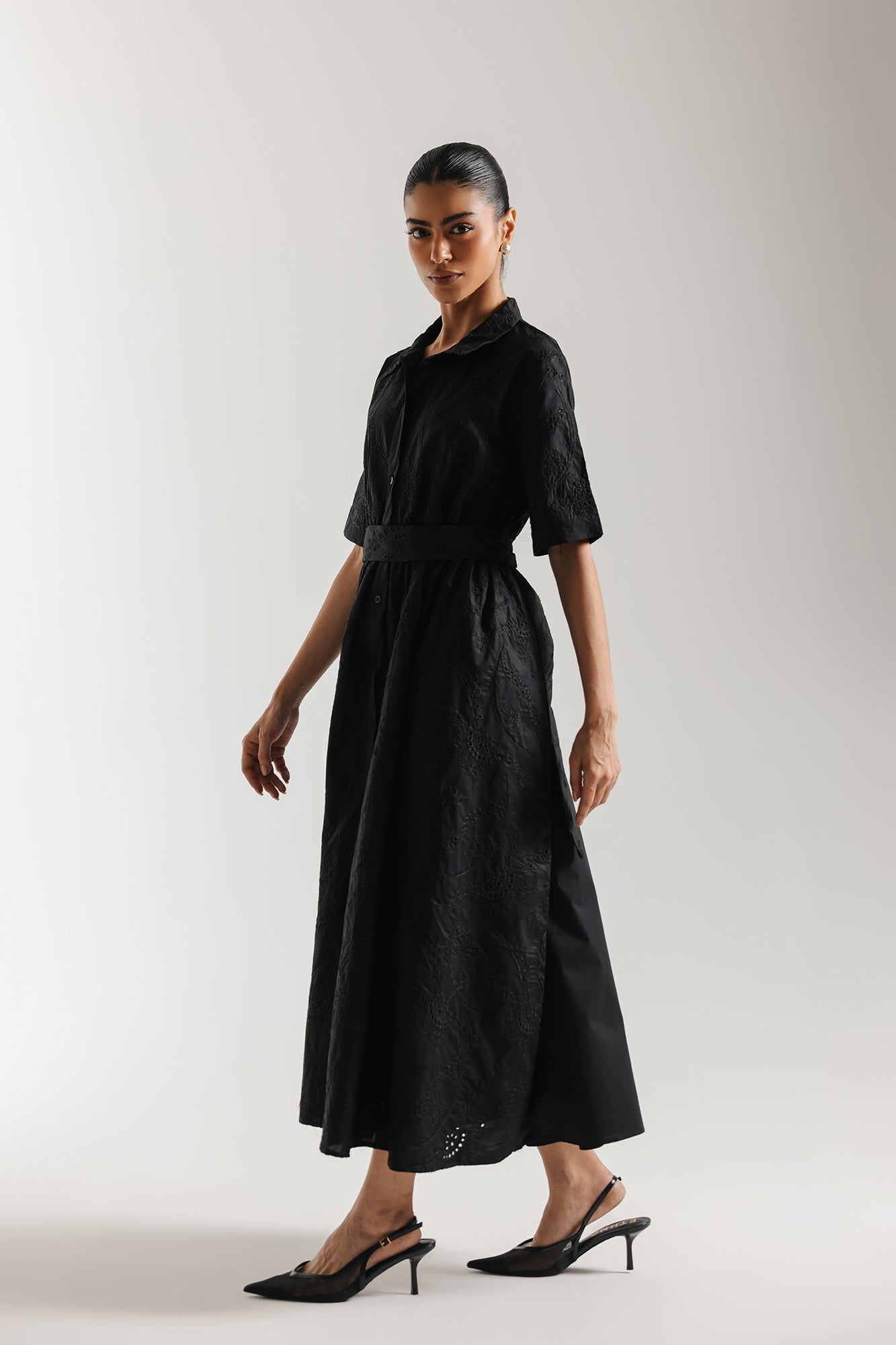 EMBROIDERED DRESS (E3349/108/901)