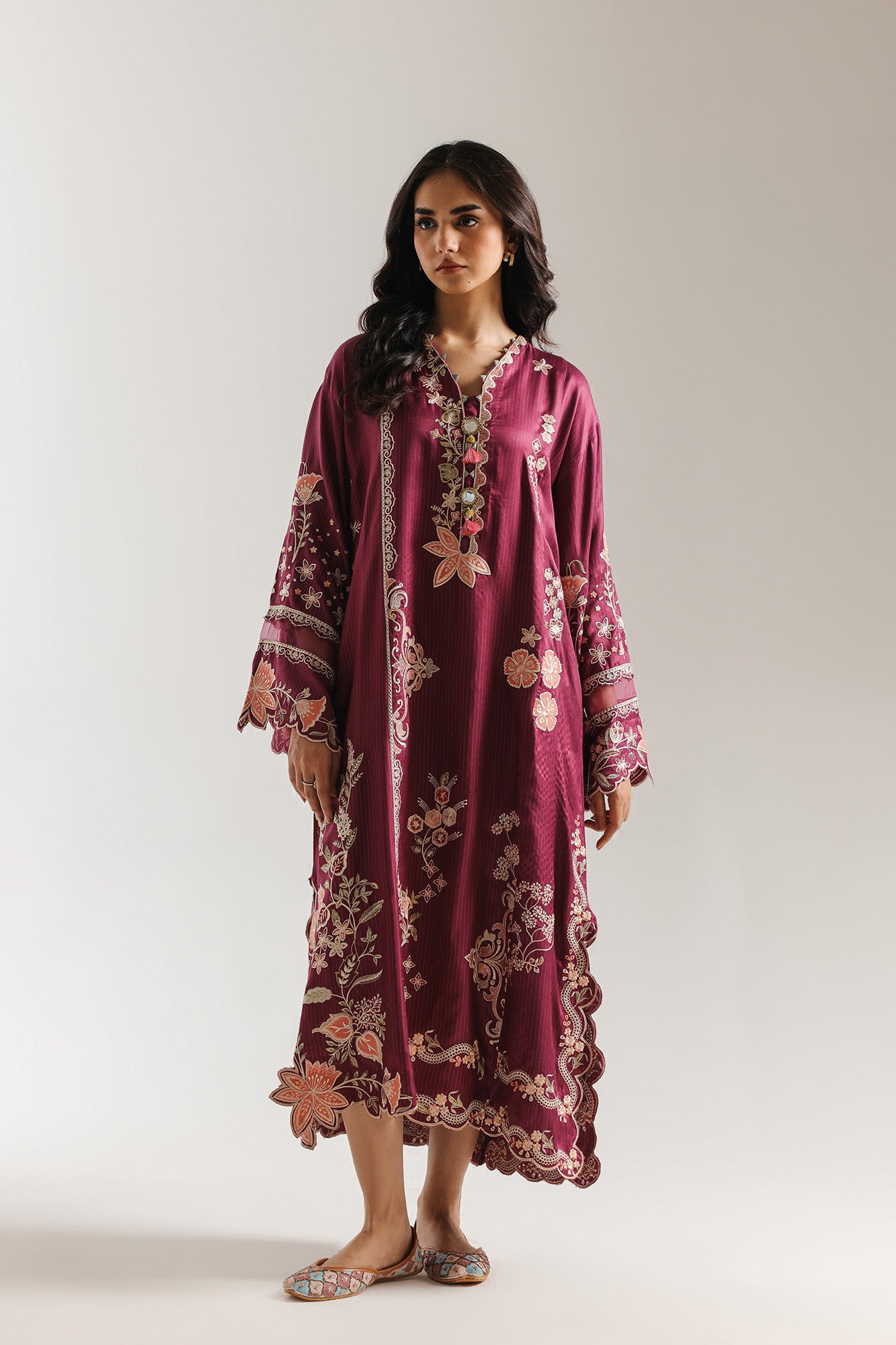 EMBROIDERED SHIRT (E3530/103/524)