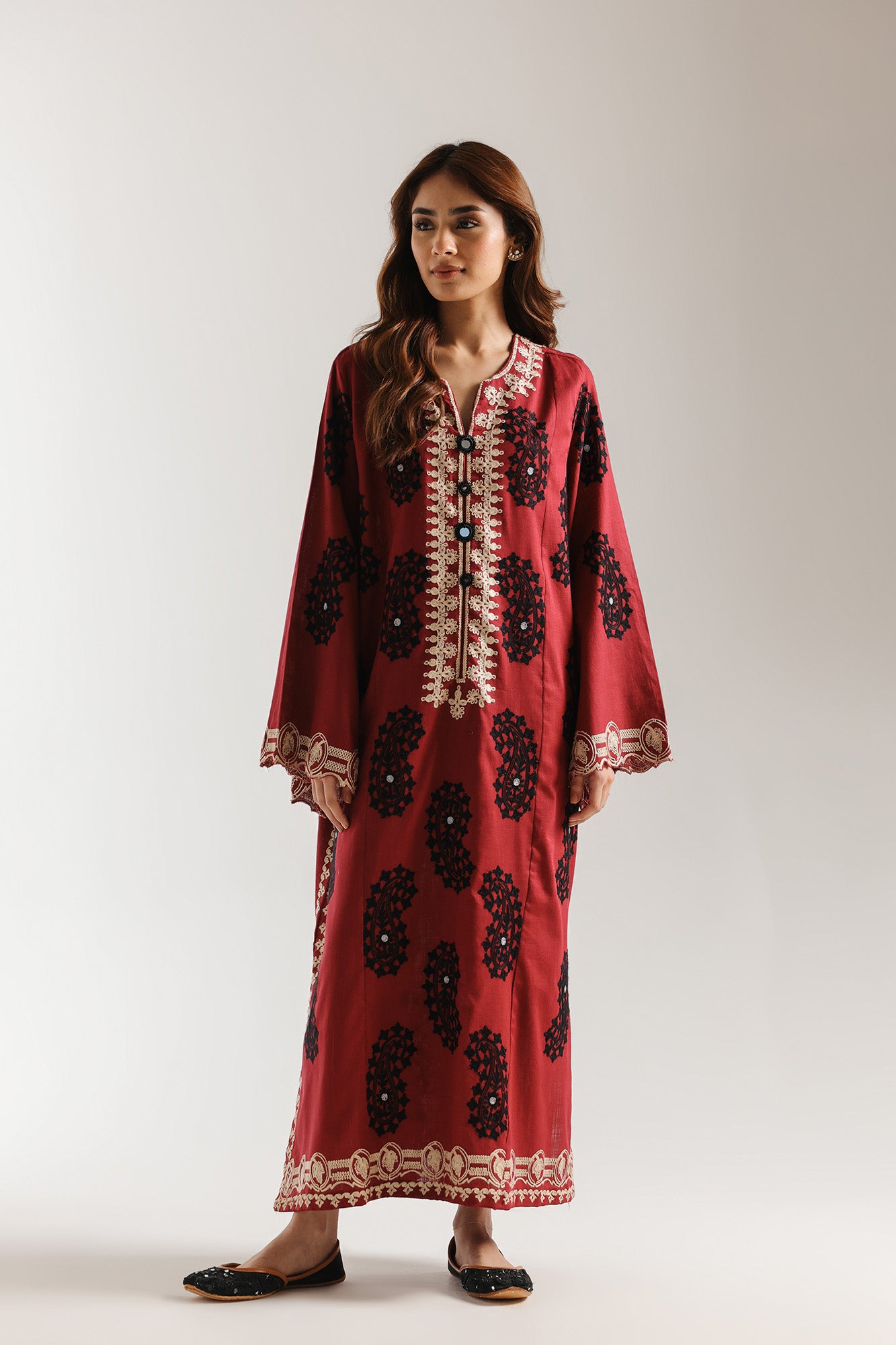 EMBROIDERED SHIRT (E3749/103/404)