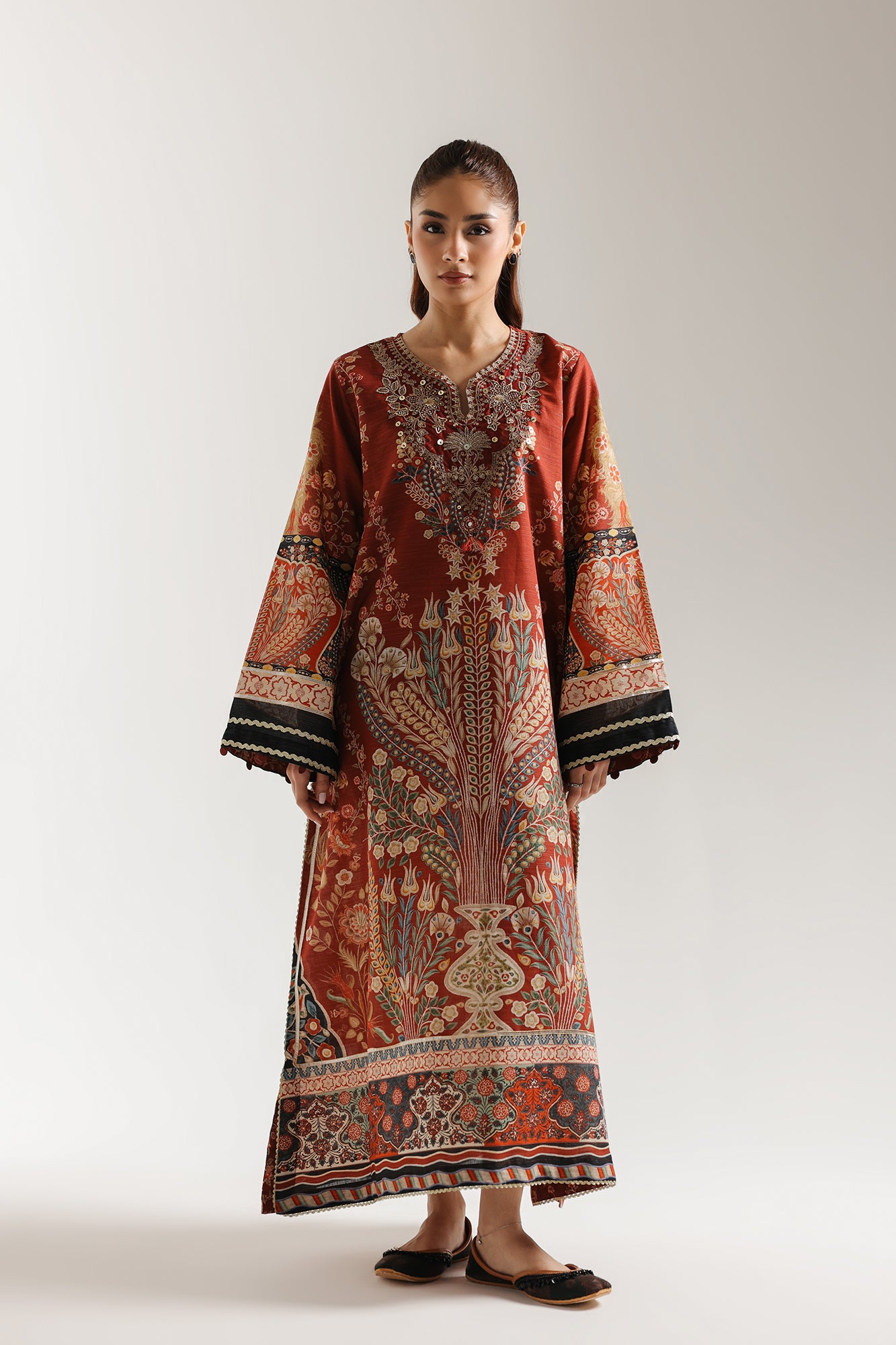 EMBROIDERED KAFTAN (E4015/103/305)
