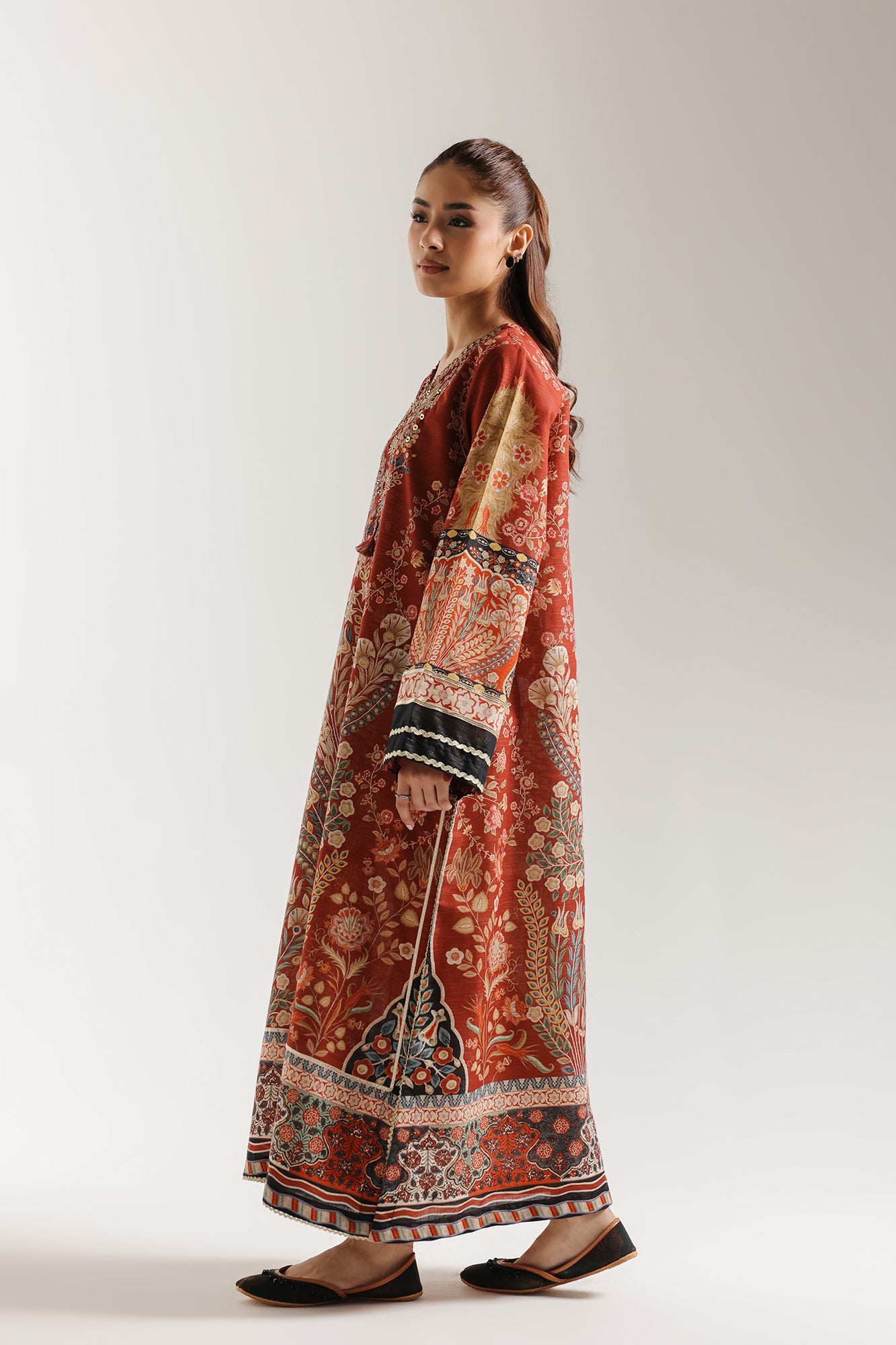 EMBROIDERED KAFTAN (E4015/103/305)