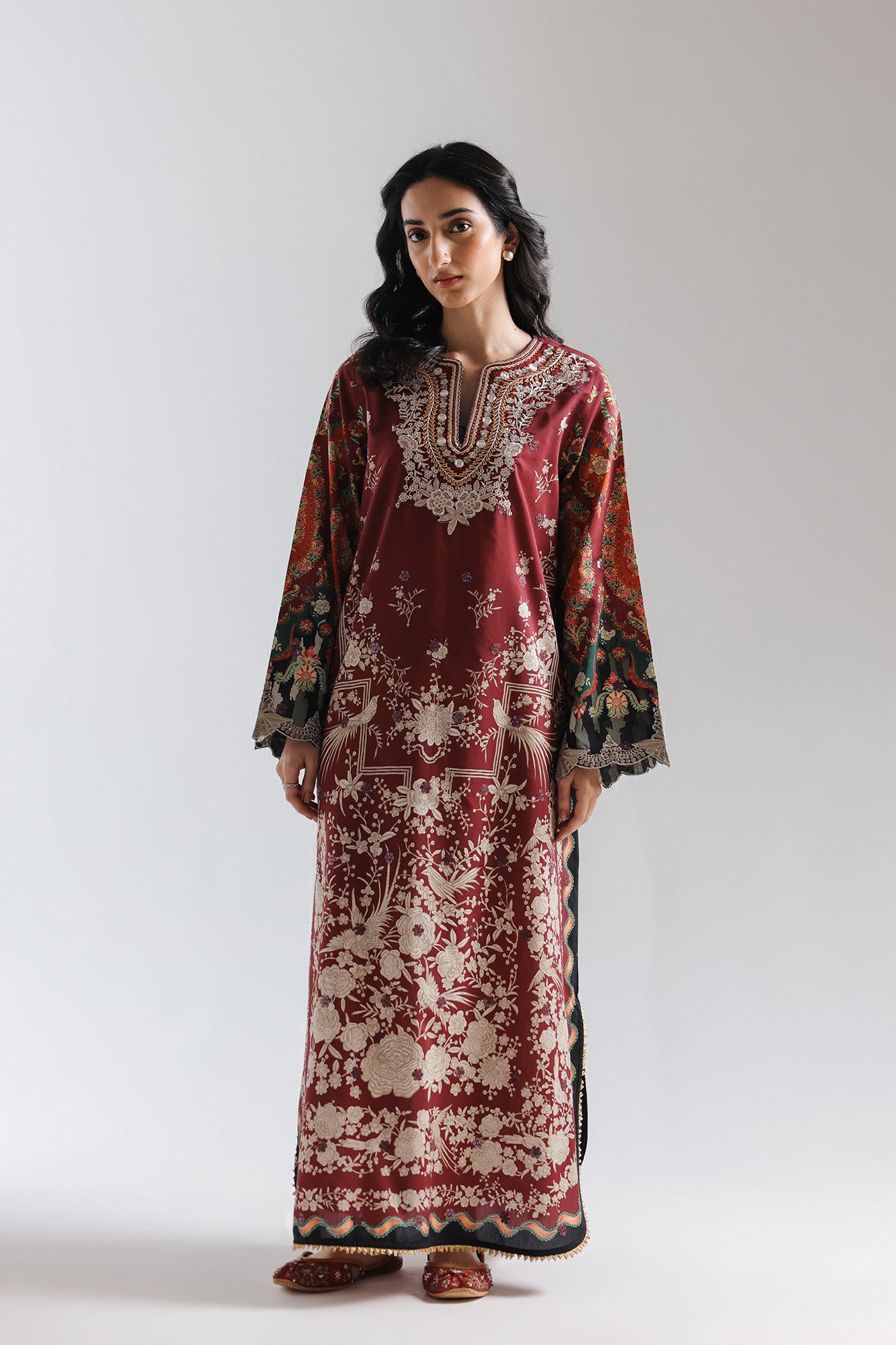 EMBROIDERED KAFTAN (E4033/103/414)