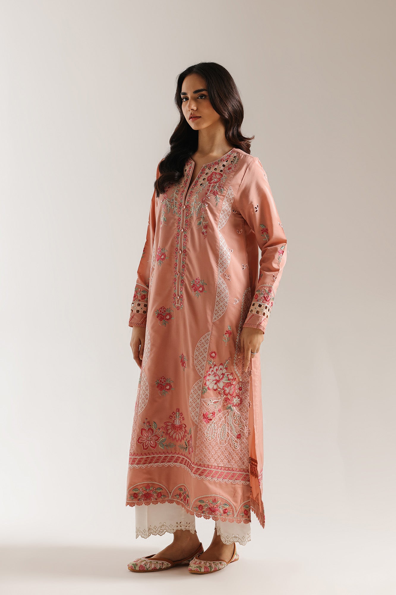 EMBROIDERED SUIT (E4063/103/424)