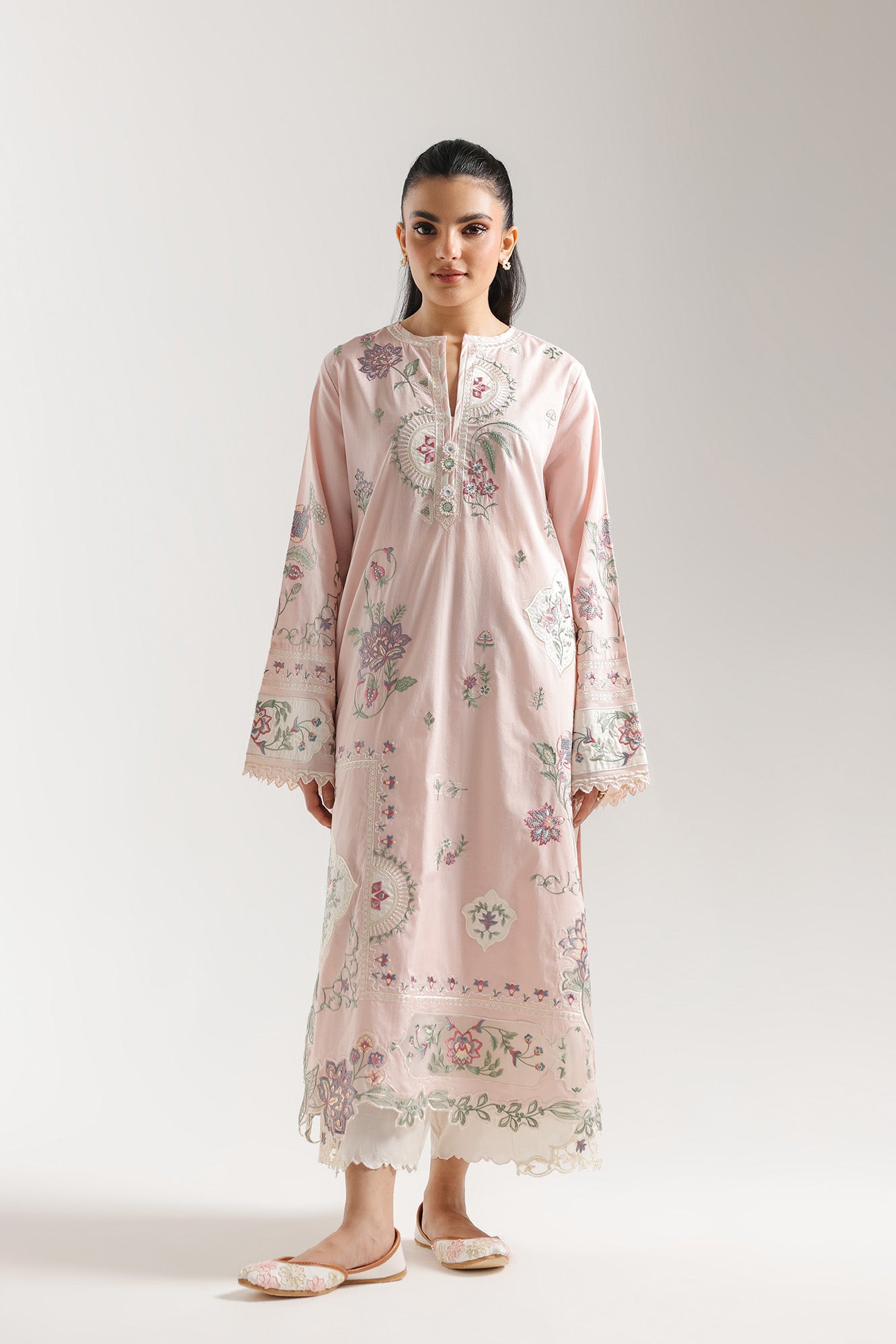 EMBROIDERED SHIRT (E4211/103/427)