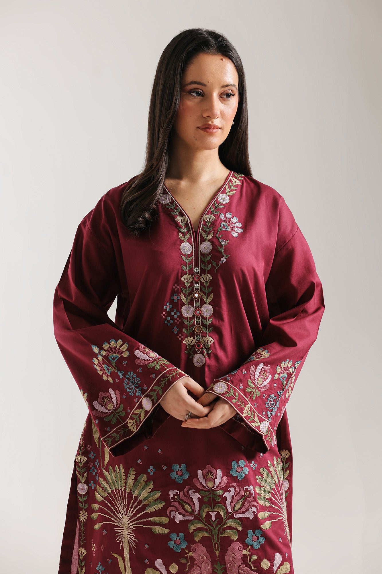 EMBROIDERED SUIT (E4300/103/414)