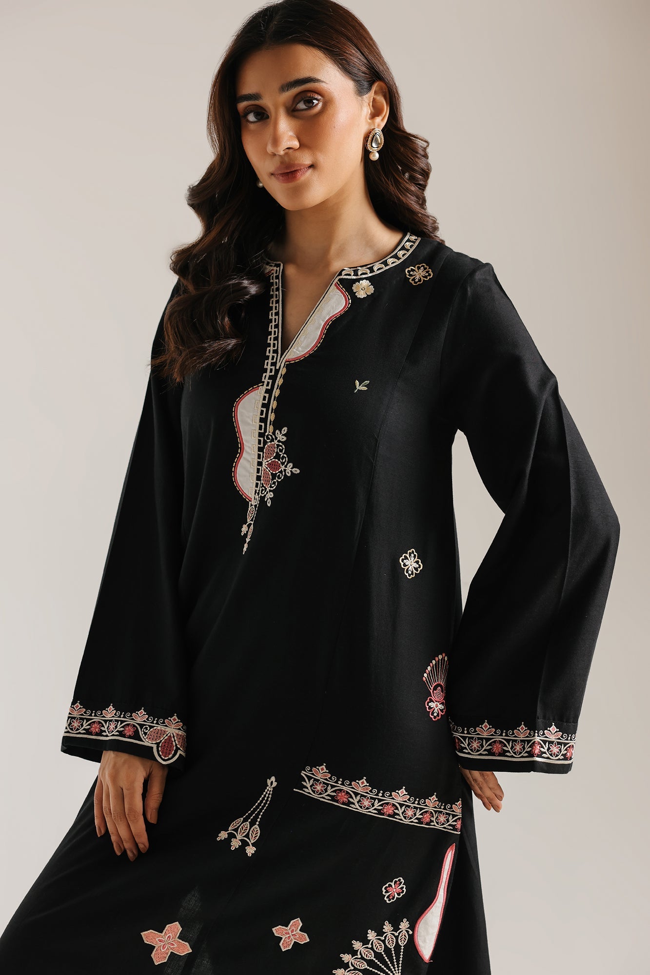 EMBROIDERED DRESS (E7544/102/902)