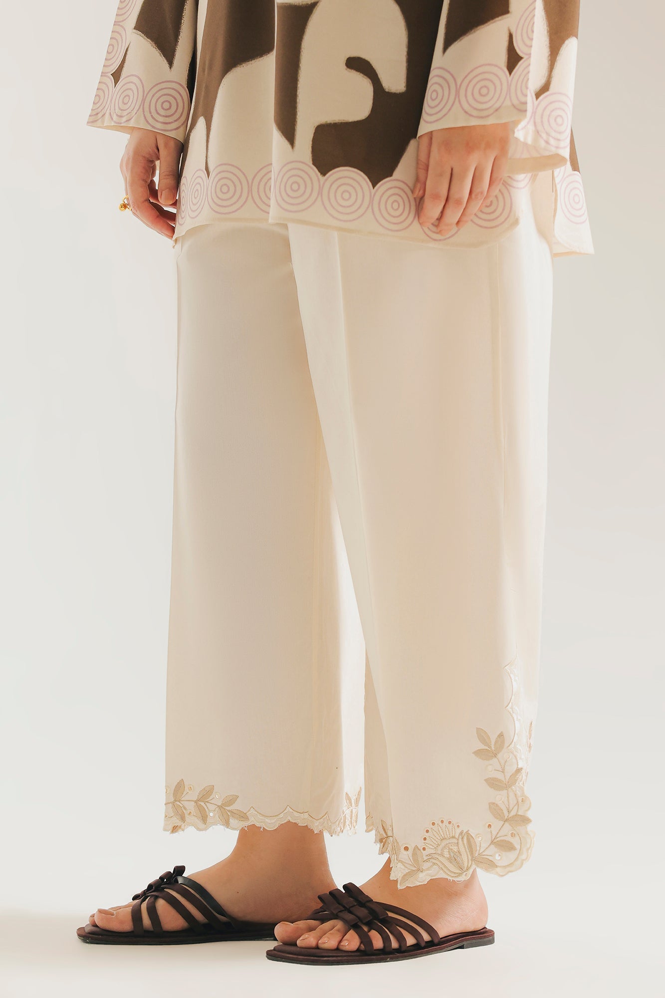 EMBROIDERED TROUSER (E7653/102/002)