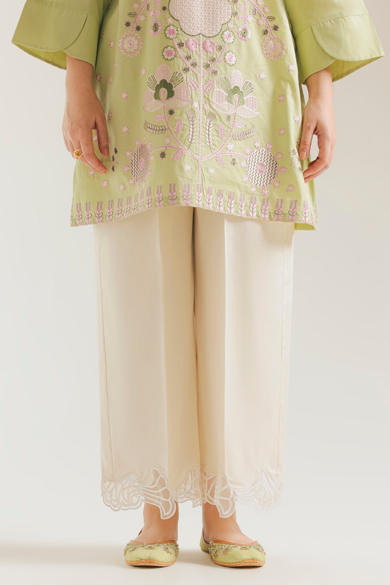 EMBROIDERED TROUSER (E7657/102/004)