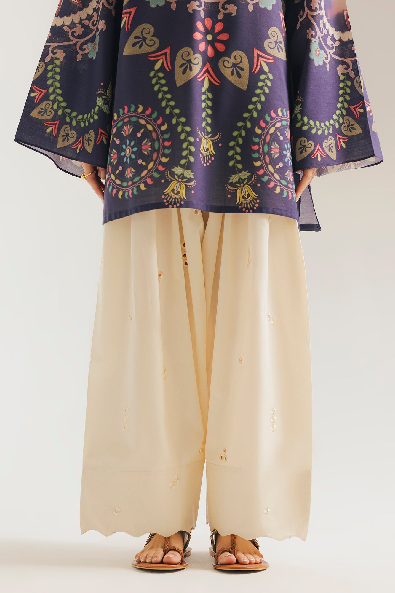 SHALWAR (E7742/102/002)