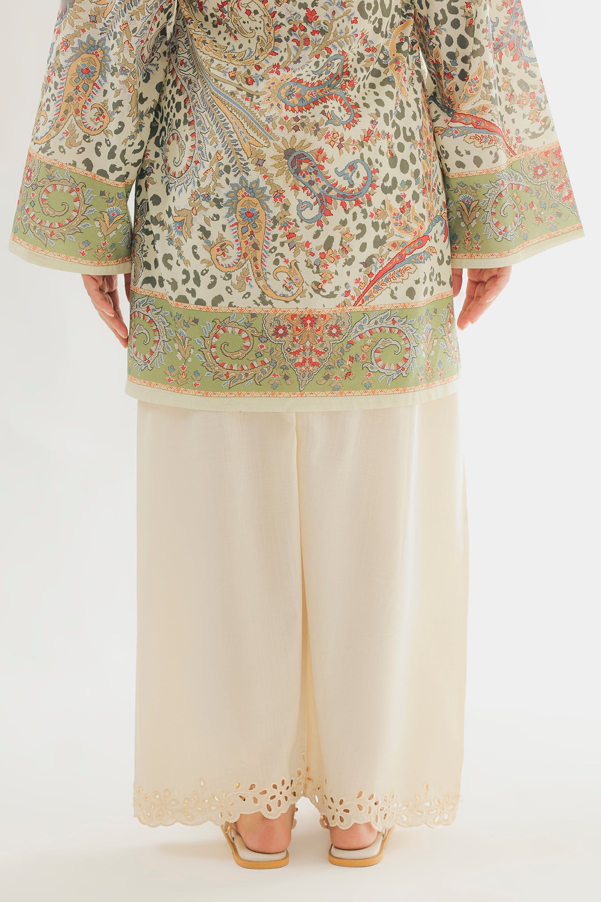 EMBROIDERED SHALWAR (E7743/102/002)