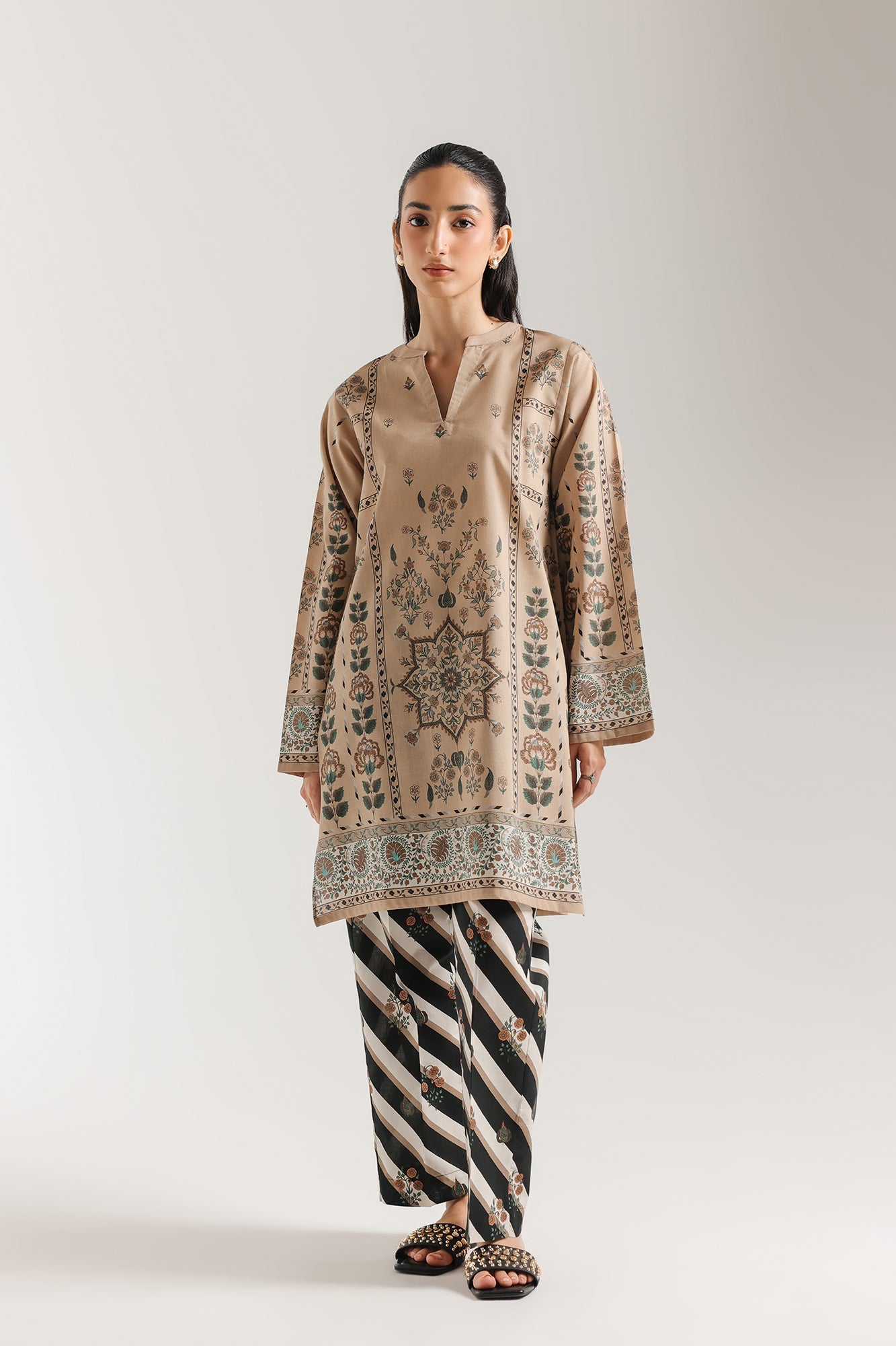 PRINTED SUIT (E8133/102/803)