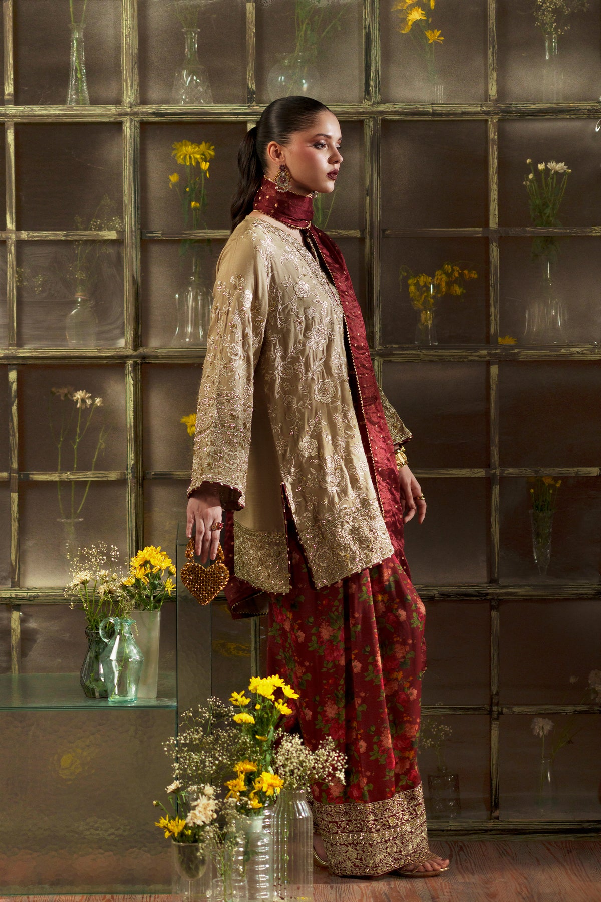 EMBROIDERED SUIT (E1131/104/007)